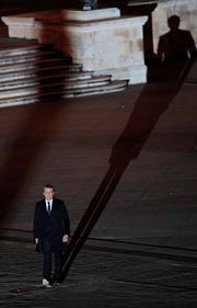 17050908_8PRESIDPORTRAITMACRON+X1P1_ori.jpg.180